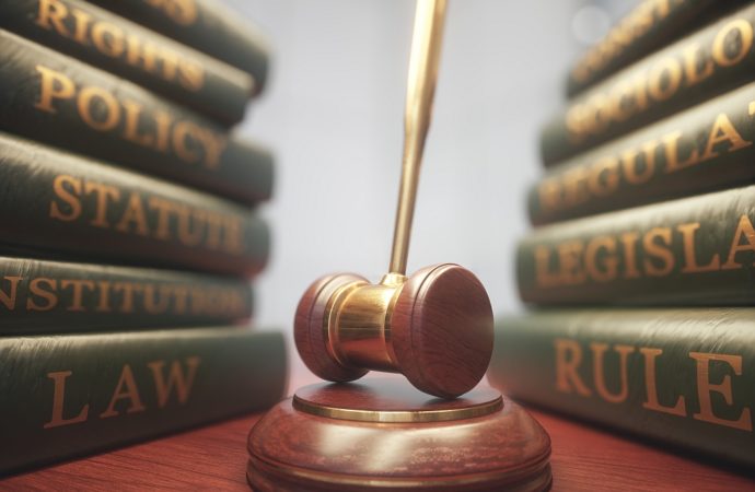 Władza i sprawiedliwość: Prawo w Polsce jako fundament społeczeństwa