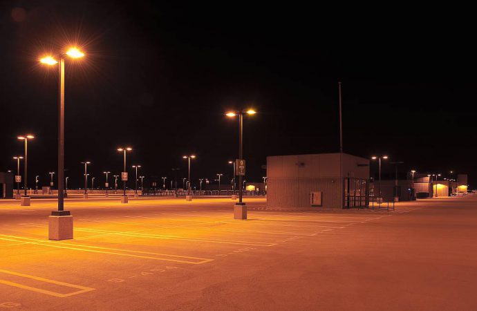 Lampy uliczne LED: Dlaczego są najlepszym rozwiązaniem dla latarni ulicznych?